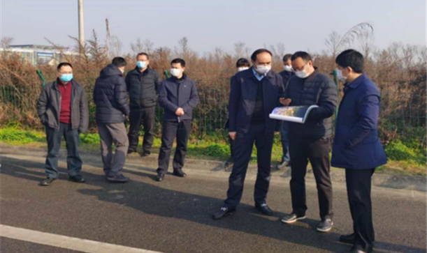区委副书记、代区长王忠诚调研新繁国际智能家居产业新城项目、成彭路改扩建工程 开复工工作